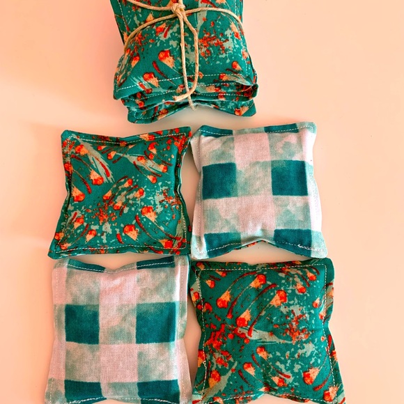 100% Raw Organic Lavender Flower Sachets - Picture 4 of 6